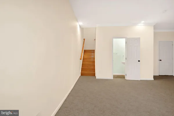 $3,800 | 12489 Lucas Drive, Fairfax, VA 22033