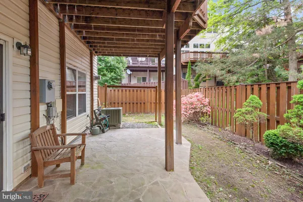 $3,800 | 12489 Lucas Drive, Fairfax, VA 22033