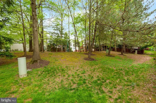 $3,800 | 12489 Lucas Drive, Fairfax, VA 22033