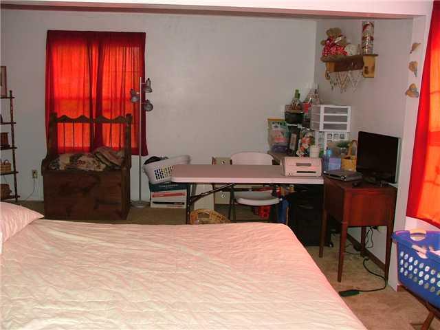 1195 Pilgrim Road Greenwood, IN 46142 - Photo 13 of 20 Gallery Image 13