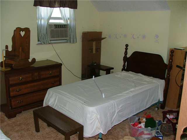 1195 Pilgrim Road Greenwood, IN 46142 - Photo 15 of 20 Gallery Image 15