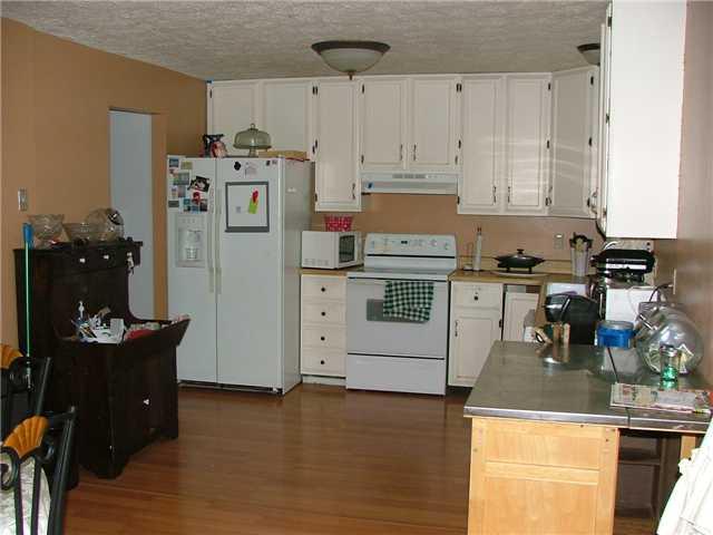 1195 Pilgrim Road Greenwood, IN 46142 - Photo 5 of 20 Gallery Image 5