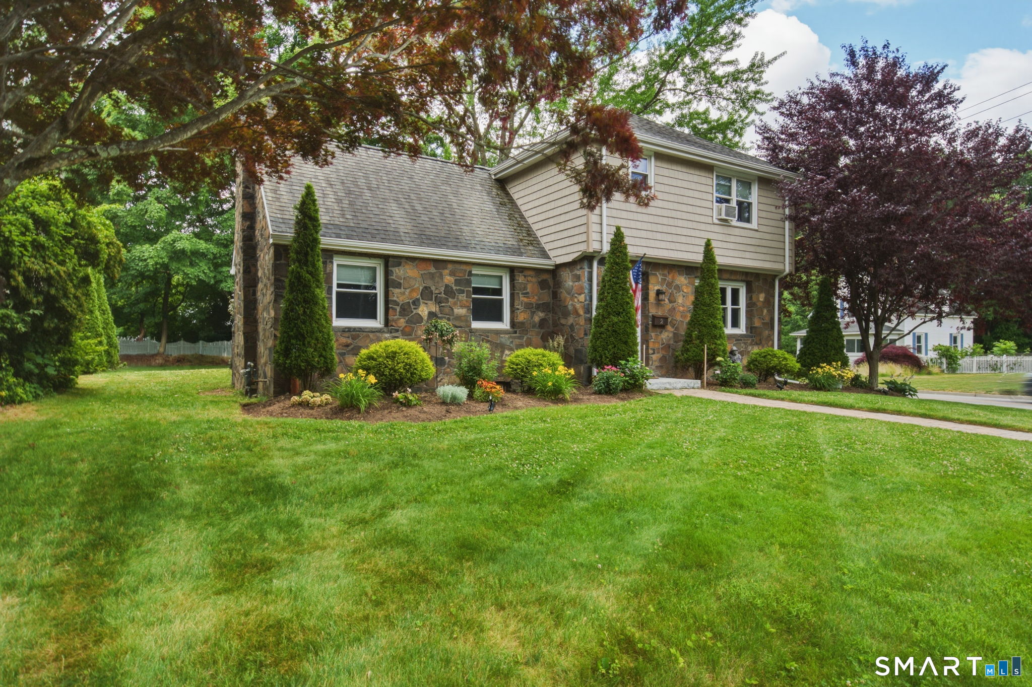 2 Stephen Street Manchester, CT 06040 - Photo 3 of 30