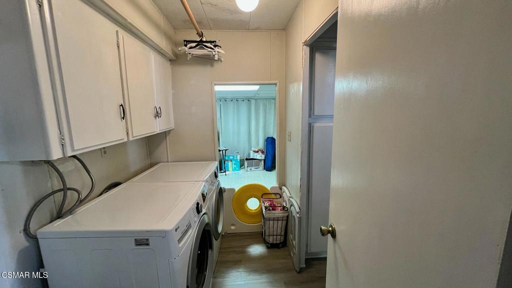 1550 Rory Lane, Unit 20 Simi Valley, CA 93063 - Photo 6 of 13 a utility room with dryer and washer