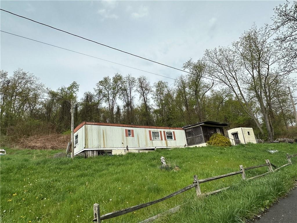 45 Colony Road Burgettstown, PA 15021 - Photo 5 of 6