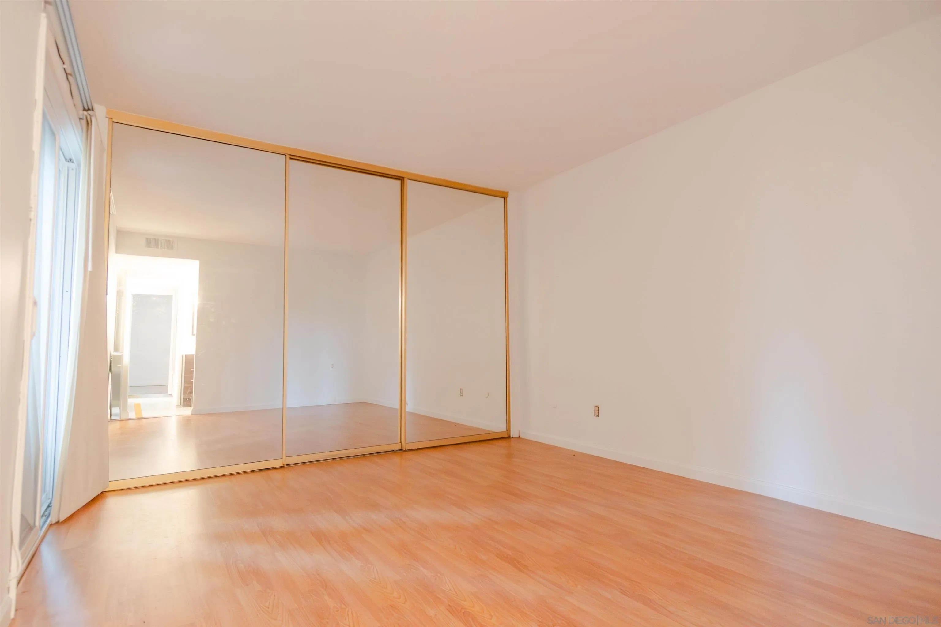 6039 Rancho Mission Road, Unit 102 San Diego, CA 92108 - Photo 20 of 38 Gallery Image 20