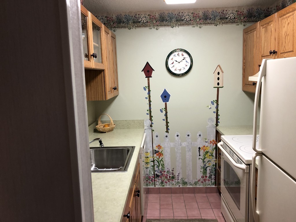 810 Franklin Crossing Road, Unit 810 Franklin, MA 02038 - Photo 8 of 16 Gallery Image 8