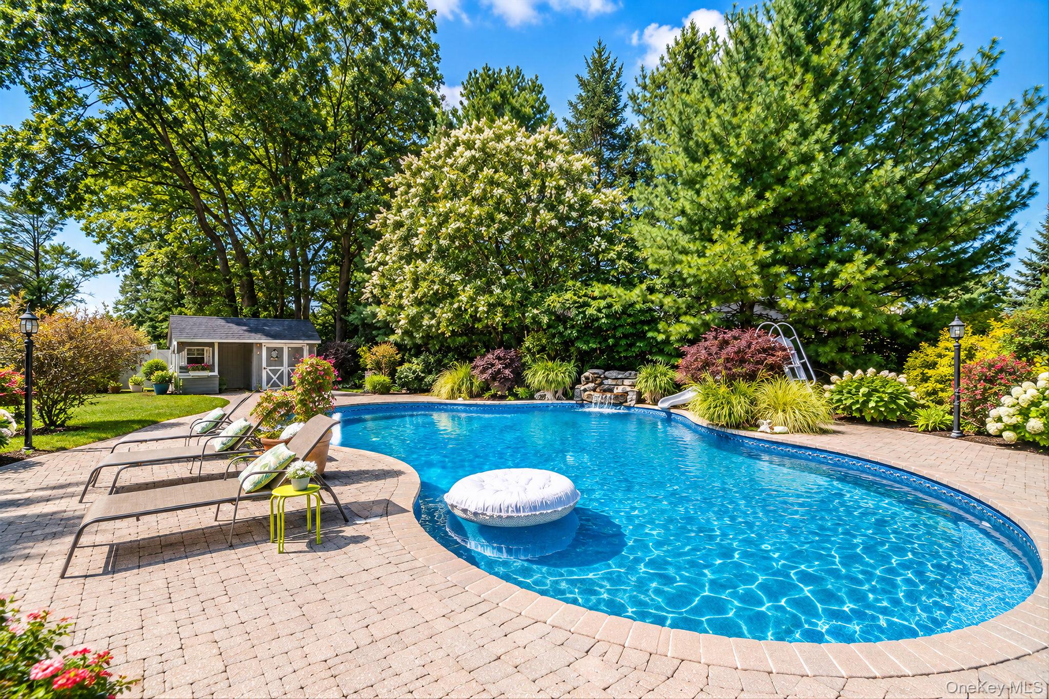 79 Fulton Boulevard Commack, NY 11725 - Photo 8 of 34 Gallery Image 8