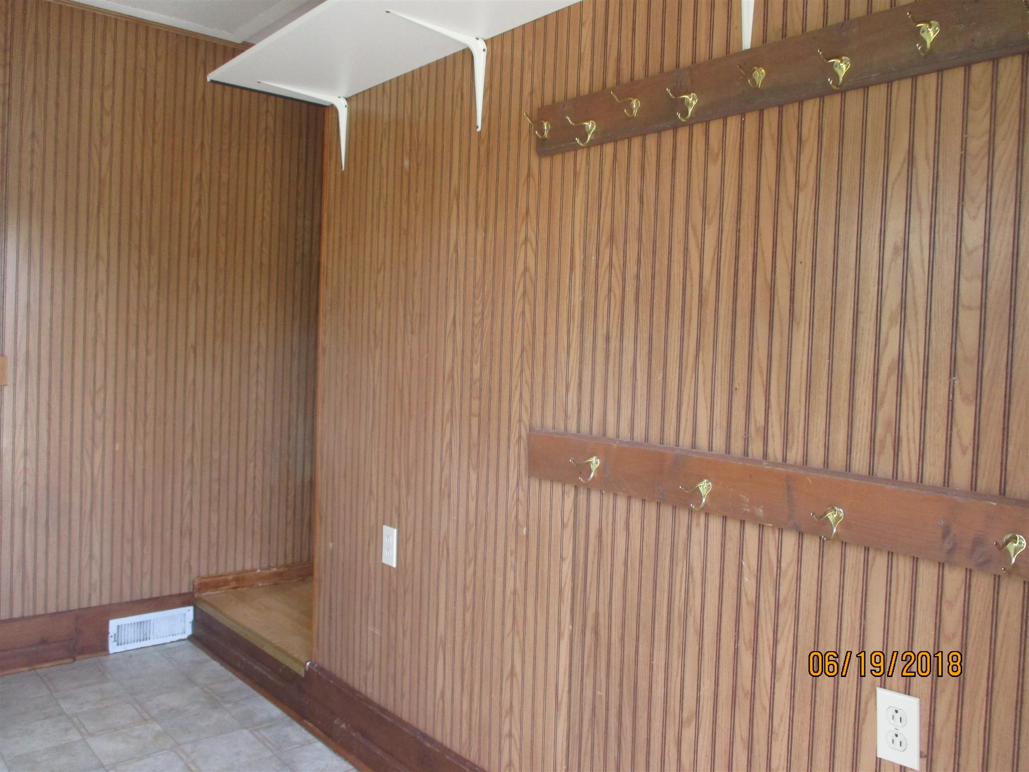 1089 Fall River Road Goodspring, TN 38460 - Photo 21 of 24 a view of a livingroom with furniture