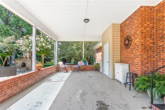 $295,000 | 4161 Kynwood Drive, Trinity, NC 27370