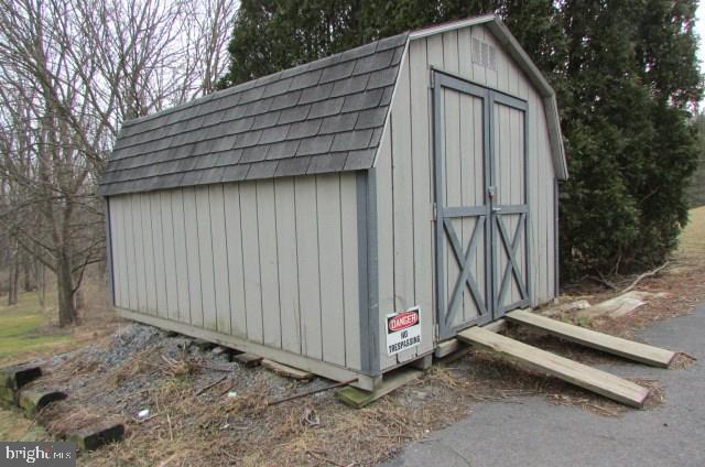 211 Church Road Shermans Dale, PA 17090 - Photo 13 of 14 Gallery Image 13
