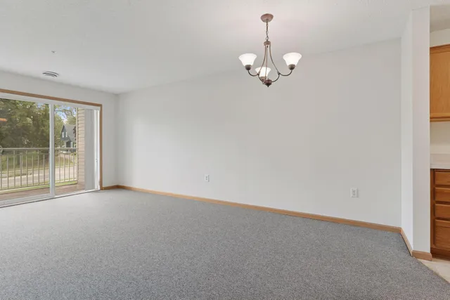 $199,000 | 2231 North Penn Place, Unit 209, North St. Paul, MN 55109