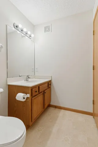 $199,000 | 2231 North Penn Place, Unit 209, North St. Paul, MN 55109