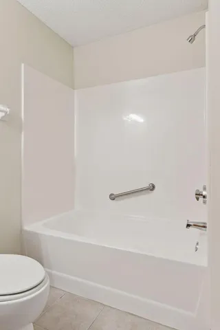 $199,000 | 2231 North Penn Place, Unit 209, North St. Paul, MN 55109