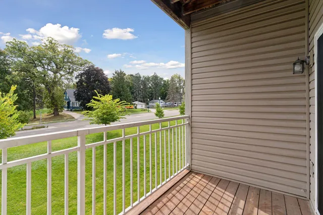 $199,000 | 2231 North Penn Place, Unit 209, North St. Paul, MN 55109