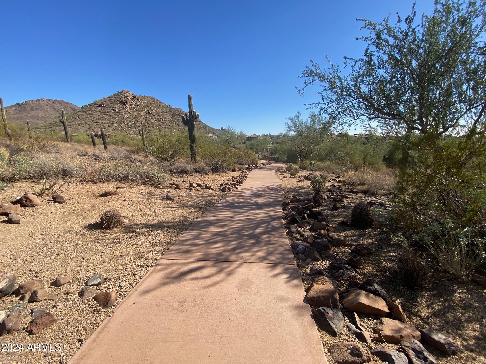 2605 West Florentine Road Phoenix, AZ 85086 - Photo 43 of 45 Community Park Paths
