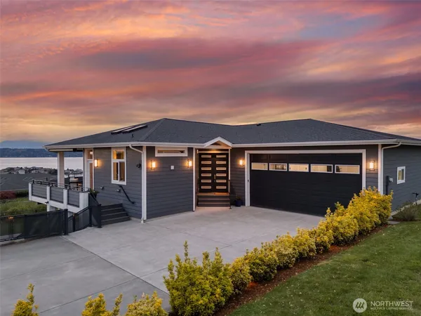 $1,300,000 | 38110 Fawn Road Northeast, Hansville, WA 98340