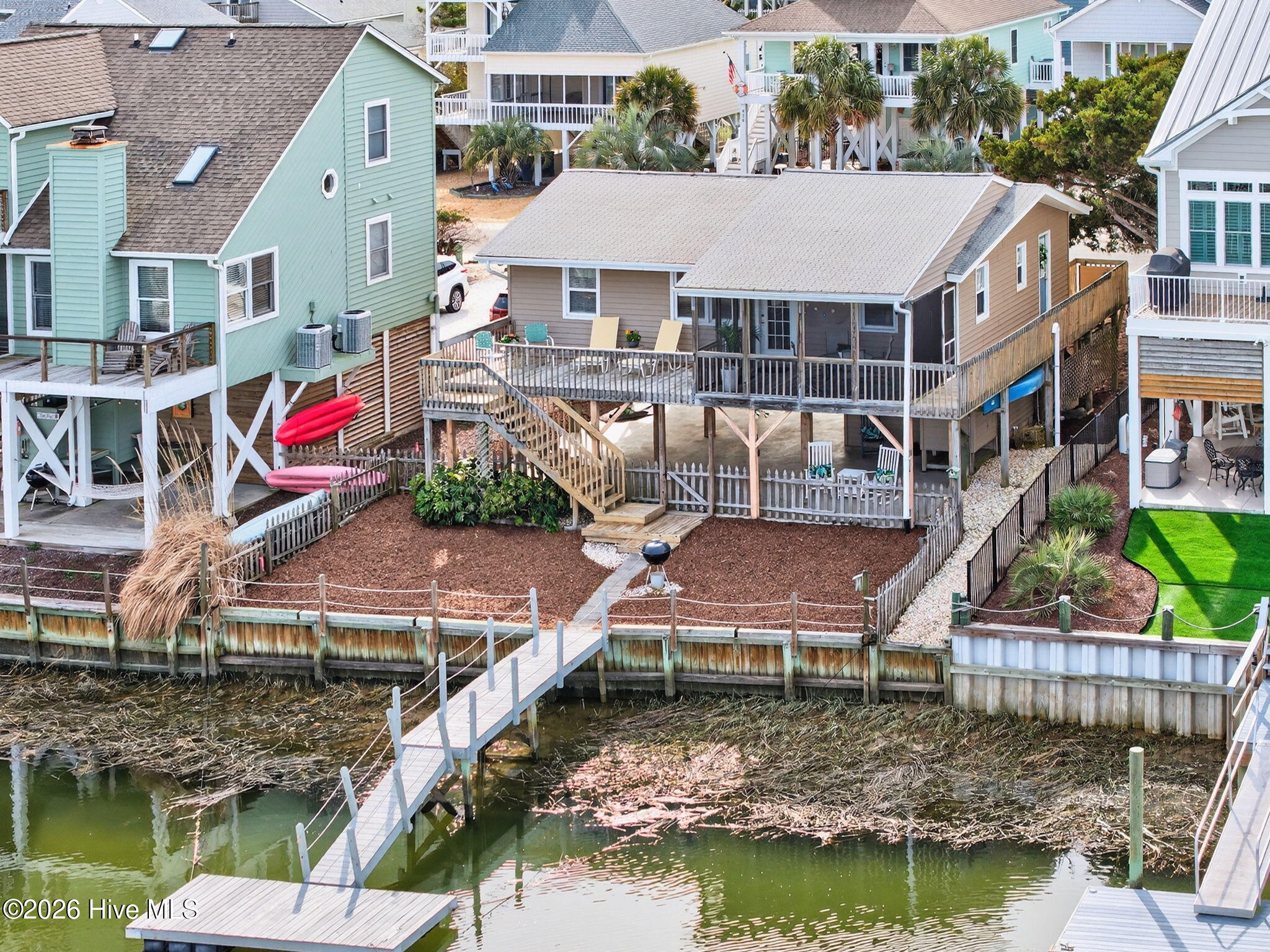 427 6th Street Sunset Beach, NC 28468 - Photo 5 of 51 kahunaphoto.com--11