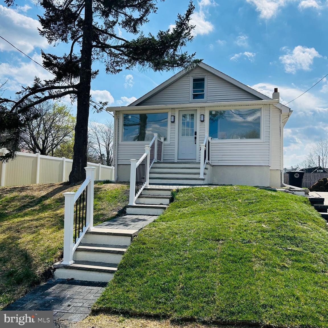 352 Roosevelt Avenue Lindenwold, NJ 08021 - Photo 2 of 33