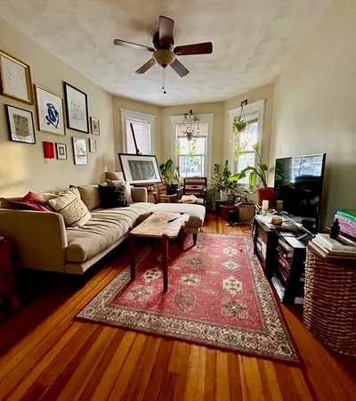 $3,000 | 11 Heath Street, Unit 1, Somerville, MA 02145