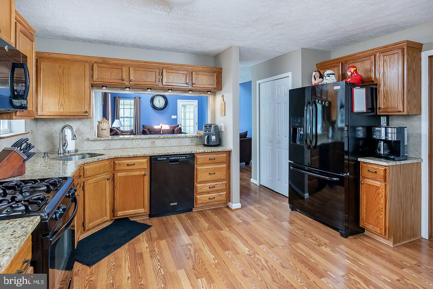 4 Perryville Road Sicklerville, NJ 08081 - Photo 8 of 24 Gallery Image 8
