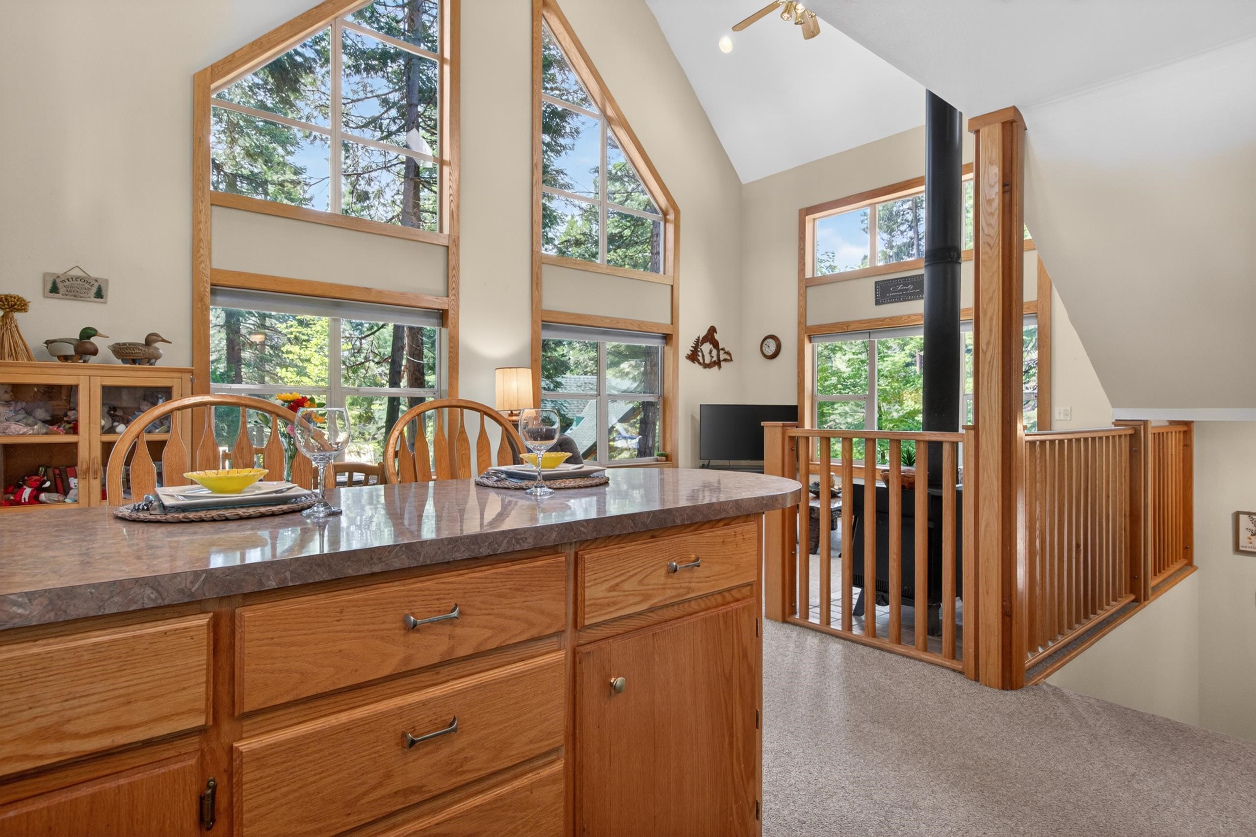 808 Lake Ridge Road, Unit 2 Lake Almanor, CA 96137 - Photo 10 of 50