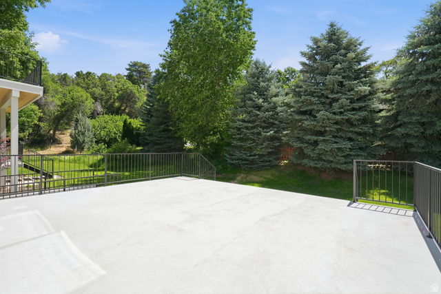 8037 Royal Lane Sandy, UT 84093 - Photo 66 of 72