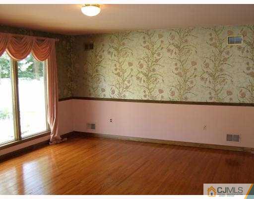 312 Rahway Road Edison, NJ 08820 - Photo 8 of 19 Gallery Image 8