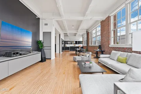 $1,849,000 | 1850 Industrial Street, Unit 211, Los Angeles, CA 90021