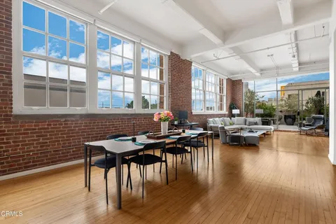 $1,849,000 | 1850 Industrial Street, Unit 211, Los Angeles, CA 90021