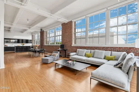 $1,849,000 | 1850 Industrial Street, Unit 211, Los Angeles, CA 90021