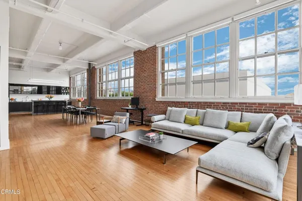 $1,849,000 | 1850 Industrial Street, Unit 211, Los Angeles, CA 90021