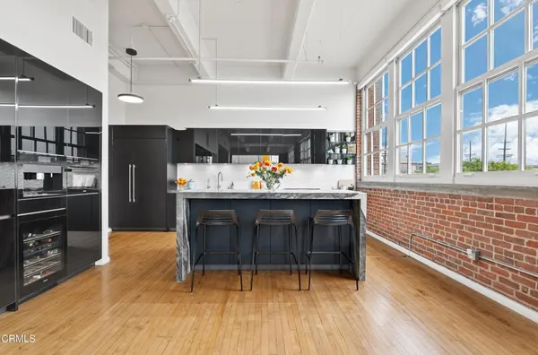 $1,849,000 | 1850 Industrial Street, Unit 211, Los Angeles, CA 90021