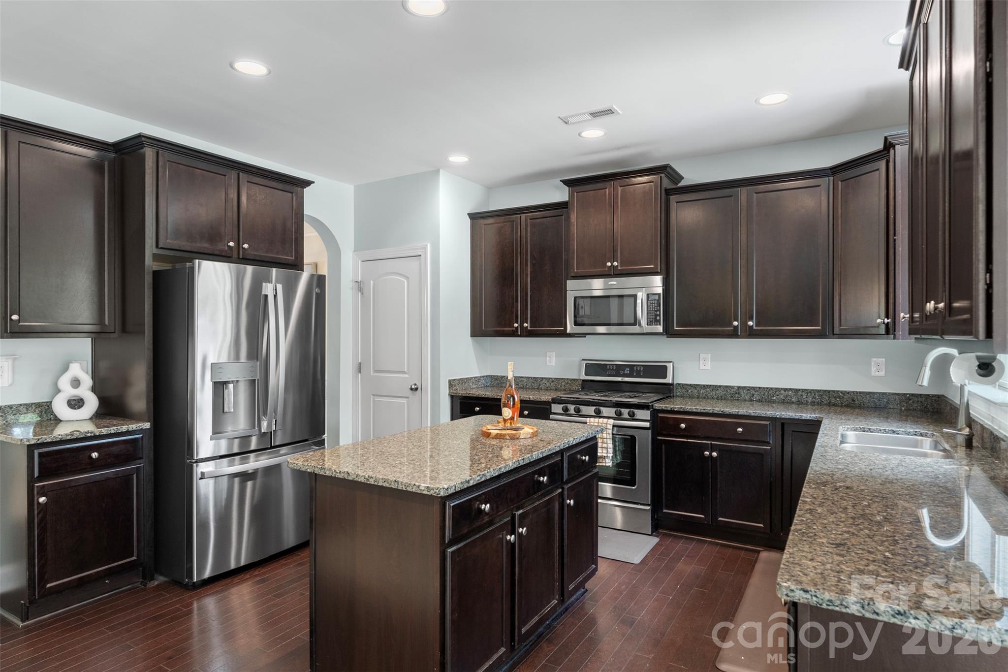 975 Rock Forest Way Fort Mill, SC 29707 - Photo 11 of 44