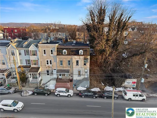 $179,900 | 530 Auburn Street, Allentown, PA 18103