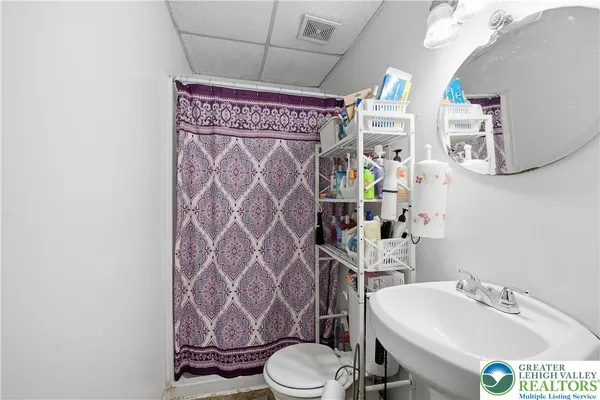$179,900 | 530 Auburn Street, Allentown, PA 18103