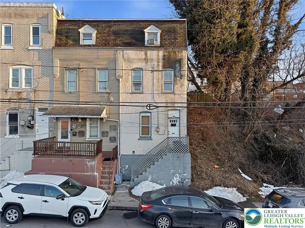 $179,900 | 530 Auburn Street, Allentown, PA 18103