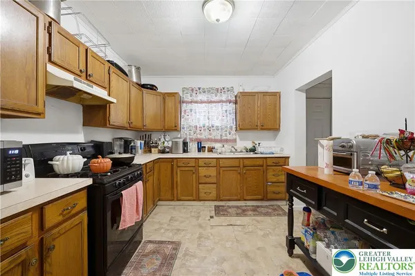 $179,900 | 530 Auburn Street, Allentown, PA 18103