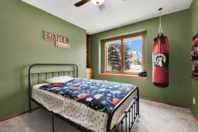 $449,900 | 363 Hickory Drive, Fredonia, WI 53021