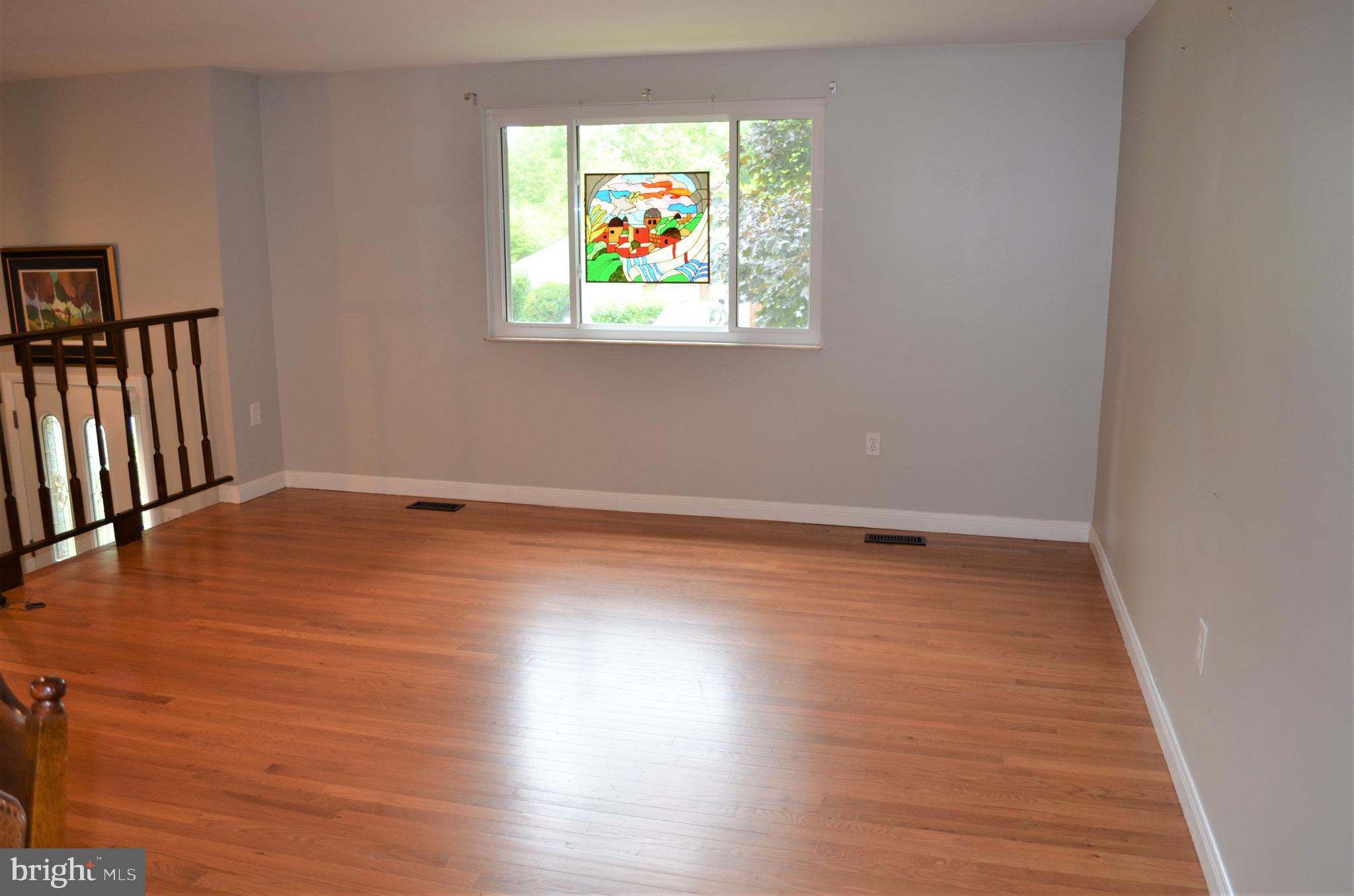6502 Wrangell Road Bowie, MD 20720 - Photo 5 of 31 Spacious Fam Room