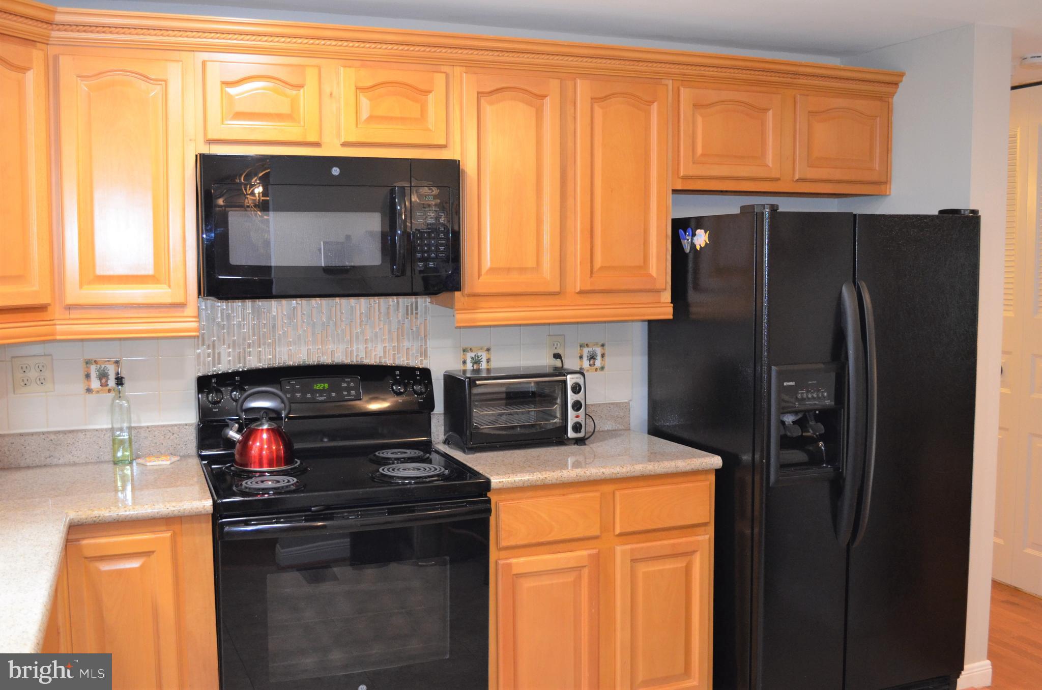 6502 Wrangell Road Bowie, MD 20720 - Photo 10 of 31 Remodeled kitchen