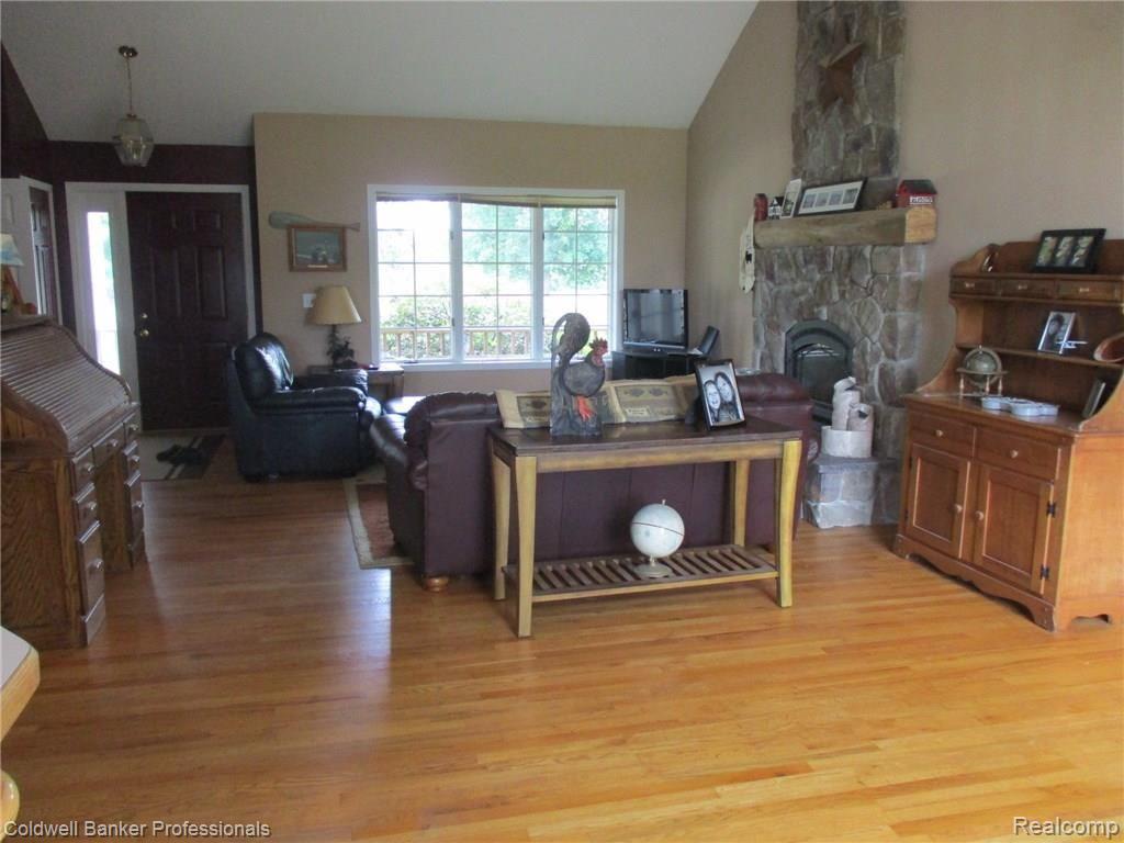6756 Cole Road Bancroft, MI 48414 - Photo 14 of 66