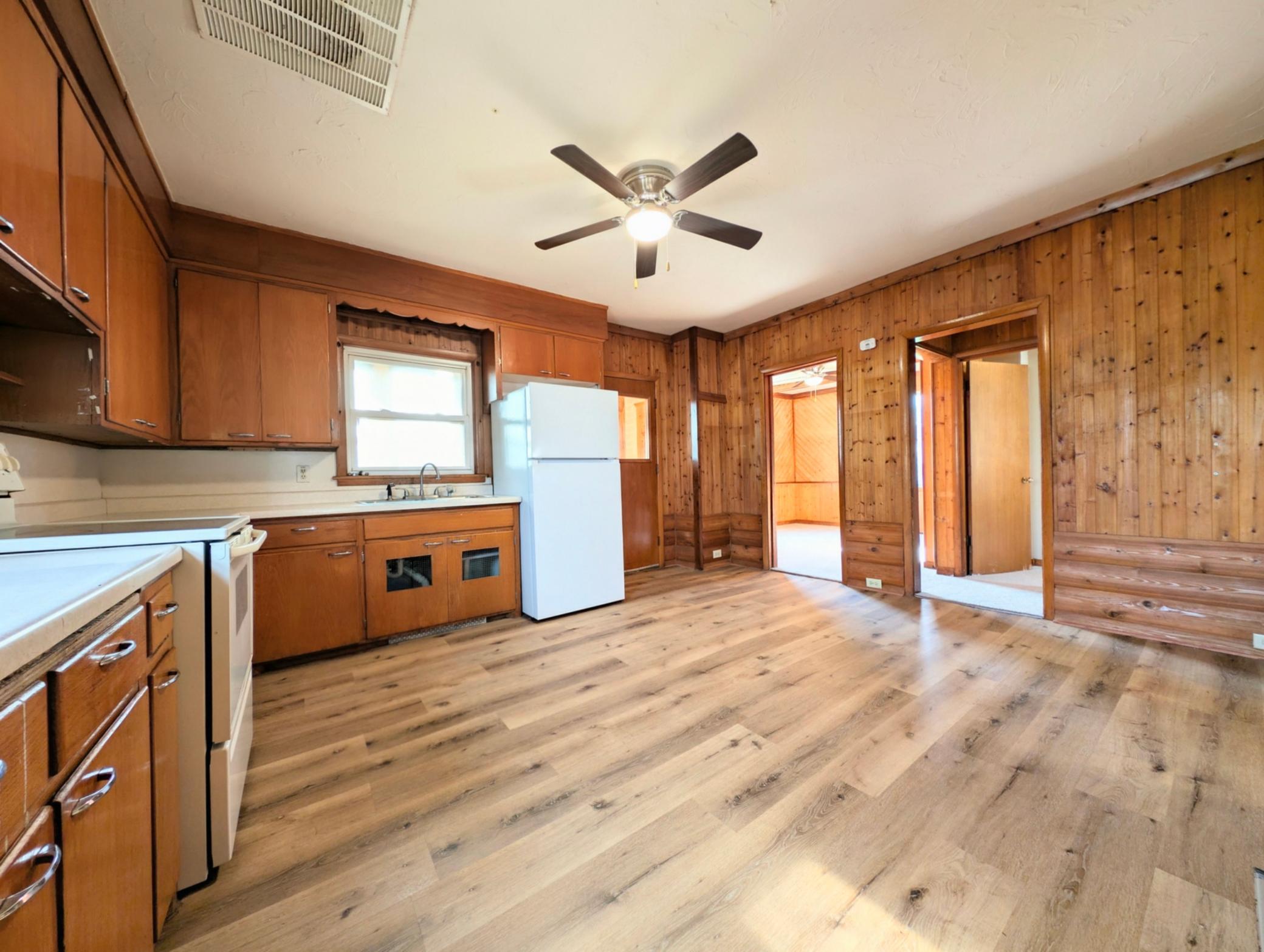 513 4th Street Southwest Montgomery, MN 56069 - Photo 3 of 16