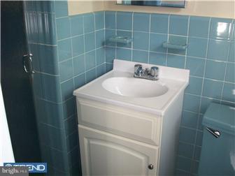 1809 Lawrence Road Havertown, PA 19083 - Photo 8 of 12