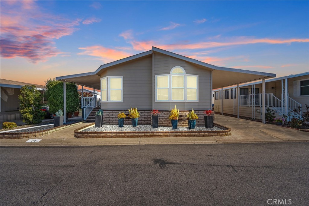 14851 Jeffrey Road, Unit 74 Irvine, CA 92618 - Photo 1 of 1 Gallery Image 1