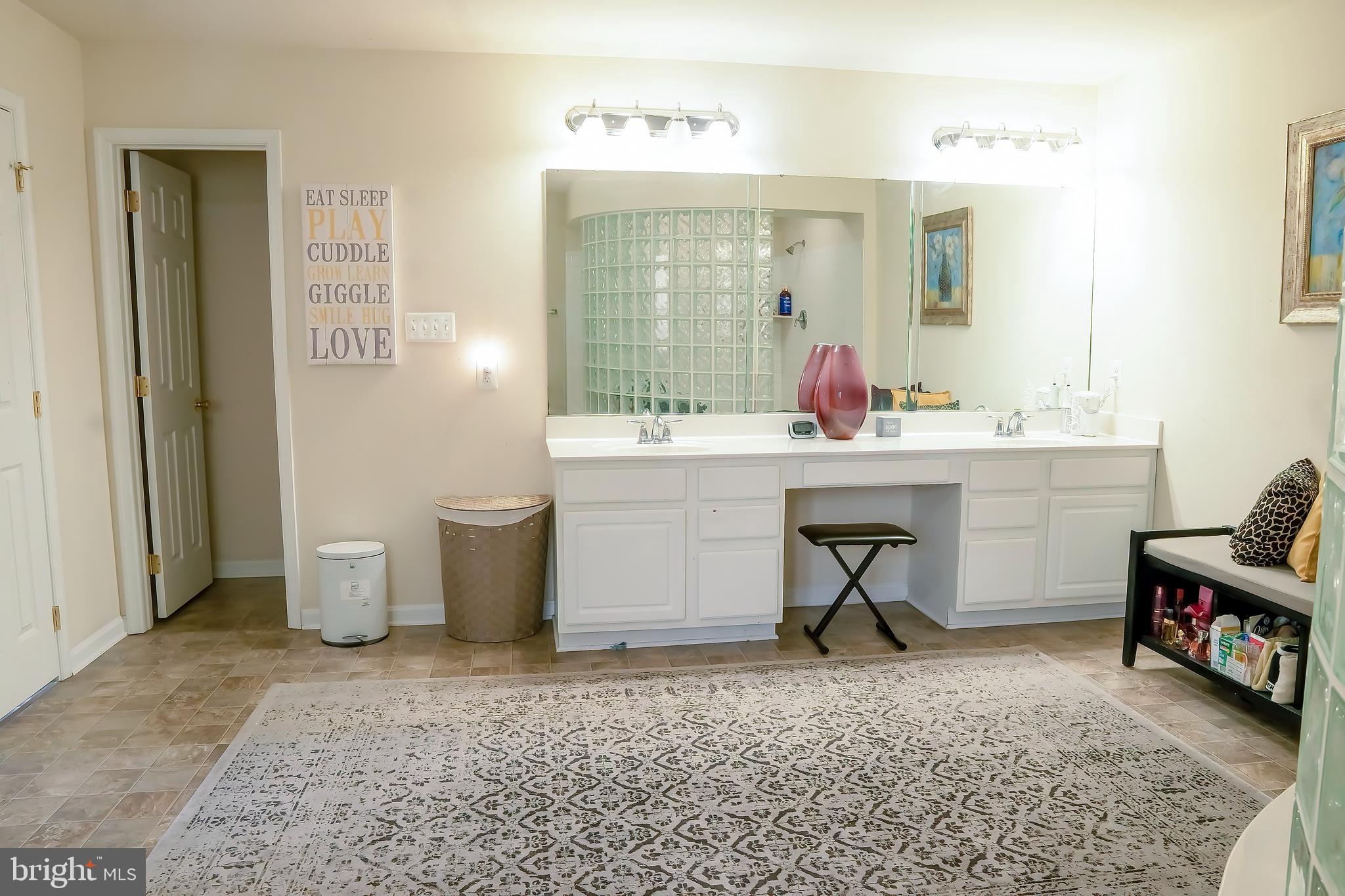 9607 Lormar Court Clinton, MD 20735 - Photo 17 of 39