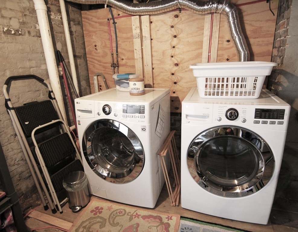 112 Spring Street, Unit 2R Cambridge, MA 02141 - Photo 9 of 10 Gallery Image 9