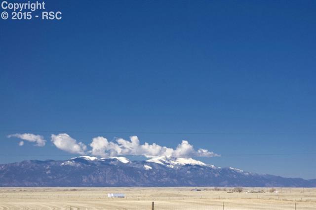 17135 Finch Road Colorado Springs, CO 80928 - Photo 3 of 36 Magnificent views of Pikes Peak!