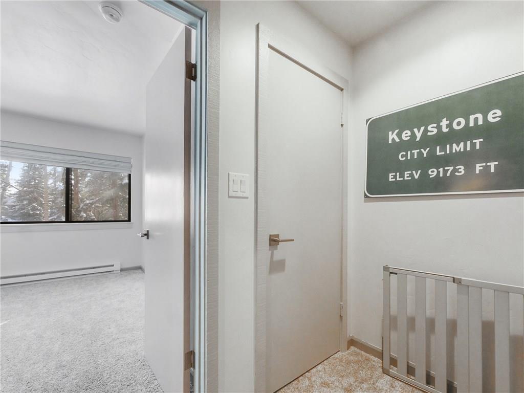 1928 Soda Ridge Road, Unit 1225 Keystone, CO 80435 - Photo 20 of 33 a view of a hallway