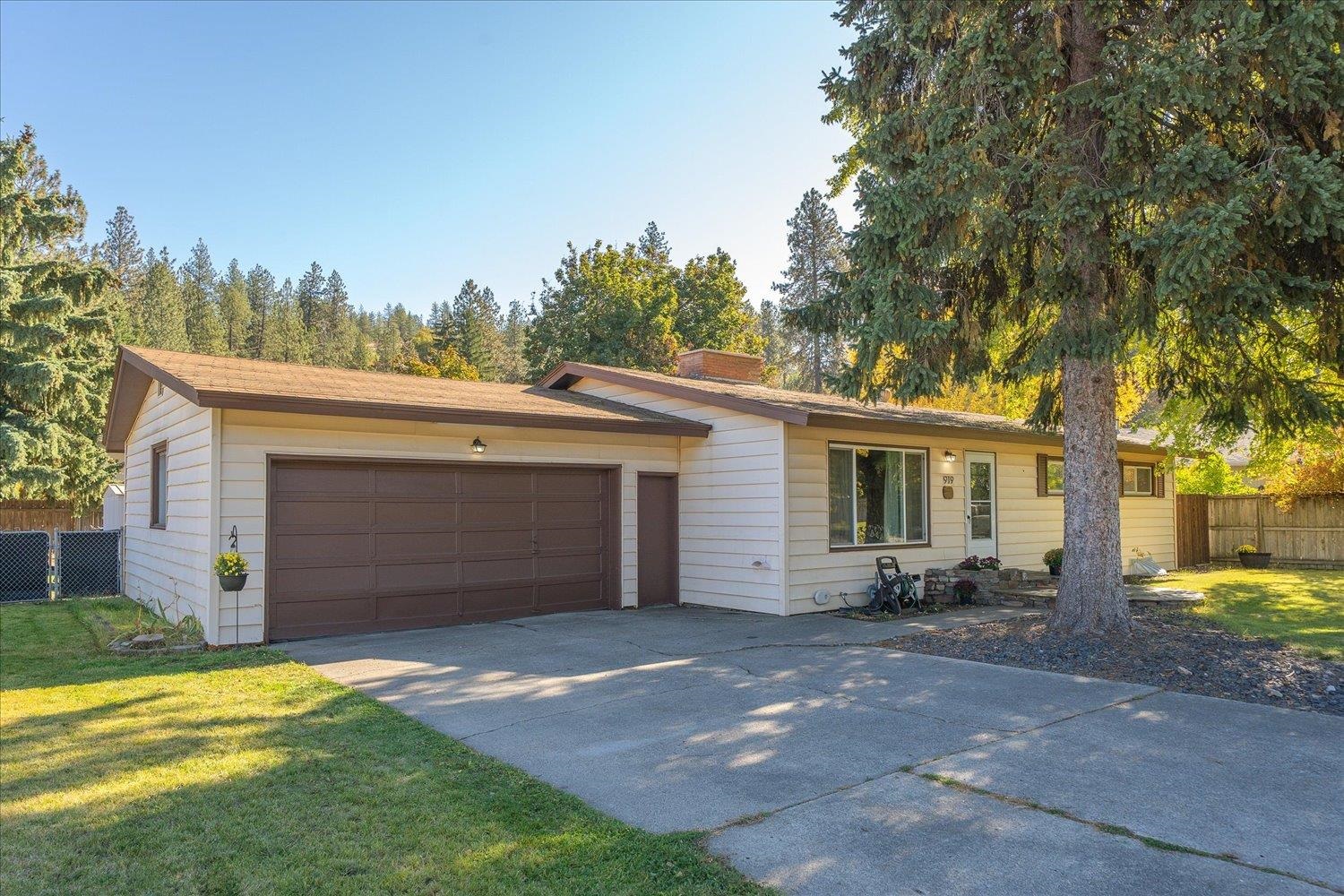 919 South Edgerton Road Spokane Valley, WA 99212 - Photo 4 of 50 Gallery Image 4